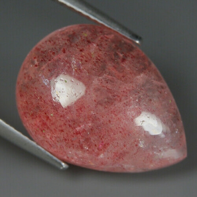 Камень Клубничный кварц натуральный 10.64 карат арт. 27889