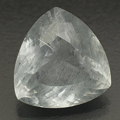 Камень Аквамарин натуральный 15 мм триллион 9.95 карат арт. 19111